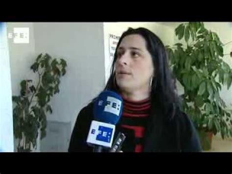 Encuentran A Una Mujer Atada A Su Cama Y Degollada En Sevilla YouTube