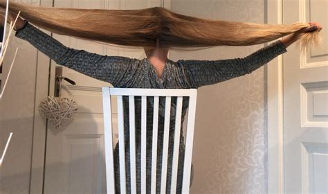 video swedish blonde in chair realrapunzels