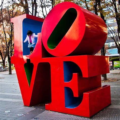 3d Four Letter Words Robert Indianas Love Sculptures Urbanist