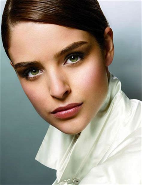 Laura Mercier Spring 2010 Makeup Collection Beauty Tips