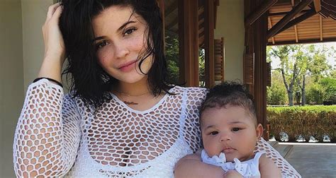 Kylie Jenner Deletes All Photos Of Stormi From Social Media Following