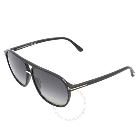tom ford bruce smoke gradient navigator men s sunglasses ft1026 01b 61 889214403384 sunglasses