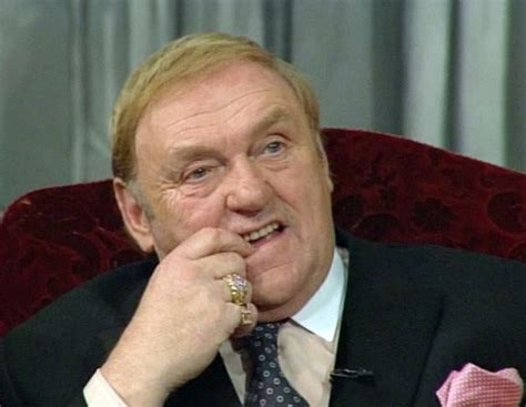 Les dawson was born in collyhurst, manchester on february 2, 1931. This Is Your Life: Les Dawson 2