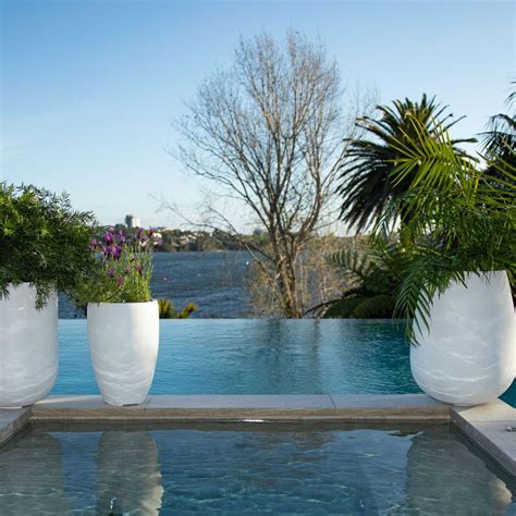 Franoma - Tampa Planter | ArchiPro NZ