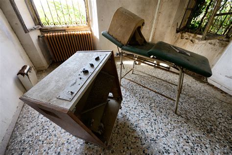 Electroshock Room In An Abandoned Asylum Stock Photo Download Image