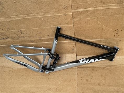 2009 New Nos Giant Anthem X 26” 100mm Mtb Frame Large For Sale