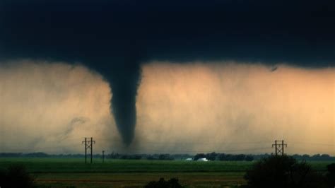 At Least Nine Tornadoes Touched Down In Texas Last Week Iheart