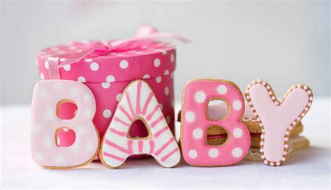 Use this guide to baby shower etiquette you should start planning the shower at least six weeks before it is held. 10 Baby Shower Cakes Totally Worth The Effort | Queen