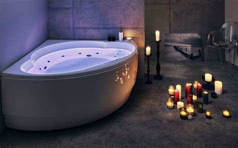 Take A Luxury Bath By Candlelight