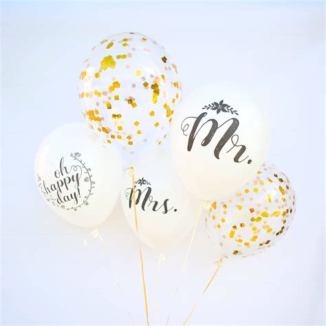 Mr And Mrs Balloons Wedding Balloons Mr And Mrs Balloons Black Gold Wedding Theme
