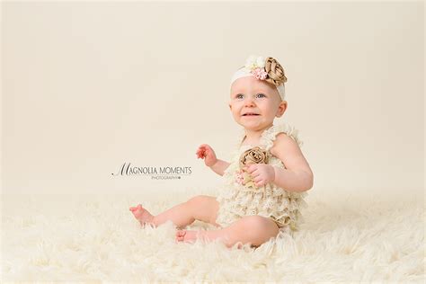 1st Year Baby Portraits And Cake Smash Session Montgomery County