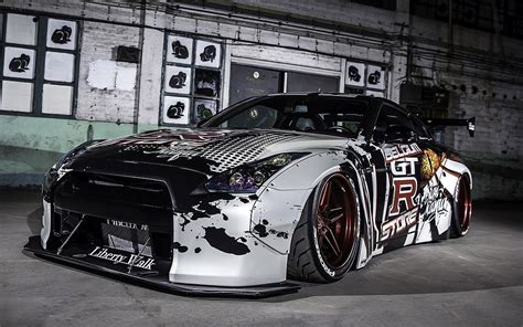 Modified White And Black Nissan Gt R R35 Nissan Datsun Car Vehicle