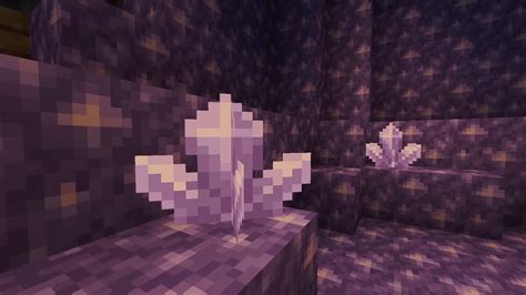 How To Find Amethyst Geodes In The Minecraft Caves And Cliffs Update