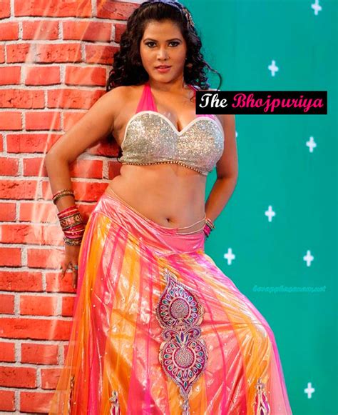 Seema Singh Photo Wallpaper आइटम कवन सम सह The Bhojpuriya