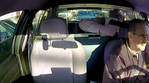 Scary Moment Would Be Robber Pulls A Gun On Taxi Driver Abc News