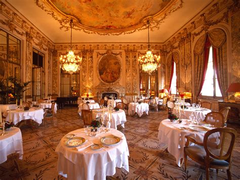 Just spent my sunday brunch at le salon de the with my friend. The 50 Best Restaurants in Paris - Photos - Condé Nast ...