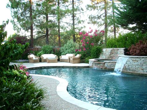 Outdoor inground swimming pool designs. Backyard Pool Landscaping Ideas - HomesFeed