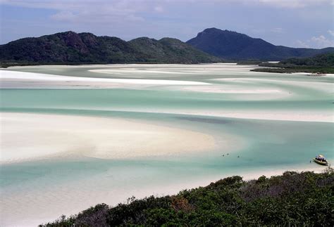 10 most beautiful beaches around the world with map touropia