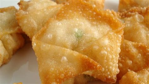 Without the stretchiness of gluten, the dough rolls out with slightly shaggy rough edges, which is normal and okay! Gluten Free Wonton Wrappers (With images) | Food processor ...