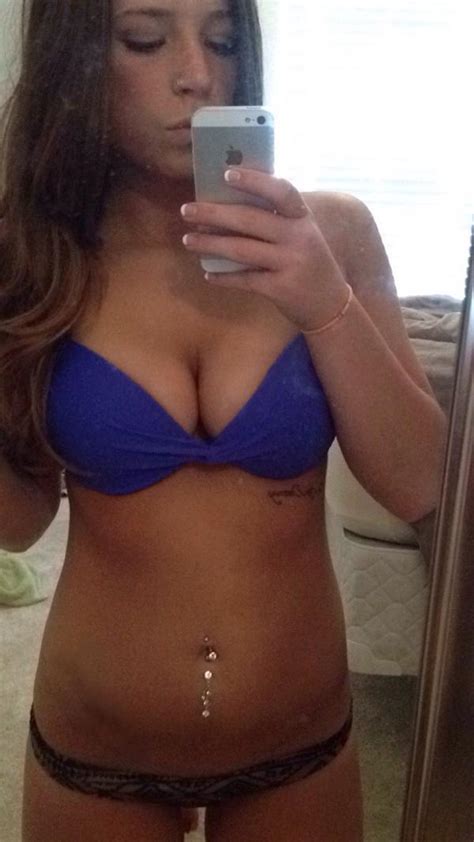 Hottest Mirror Selfies Proving The Mirror Selfie Isn T Dying