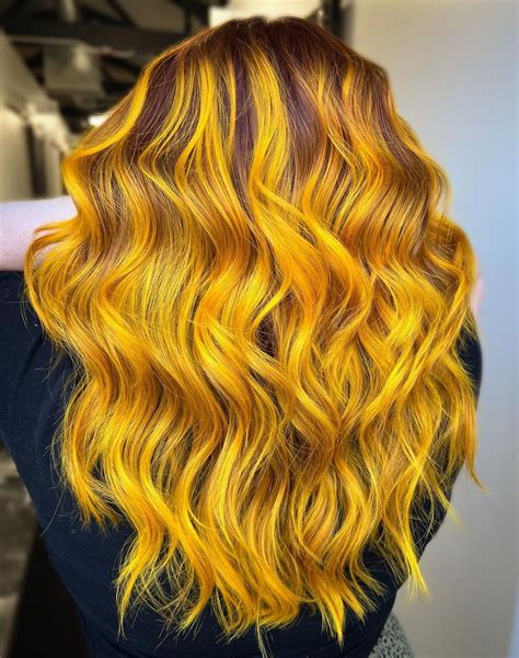 20 Superb Yellow Hair Ideas To Set The New Trend Hairstyle