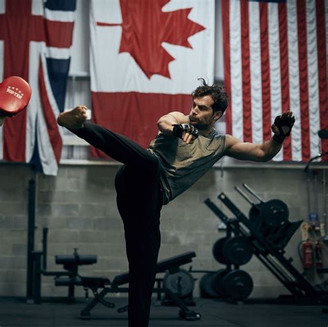 Henry Cavill His 20 Minute Workout Hack For The Witcher And Justice League
