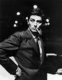 Alain Delon en “El Eclipse” (L’Eclisse), 1962 | Actrices, Fotos de moda ...