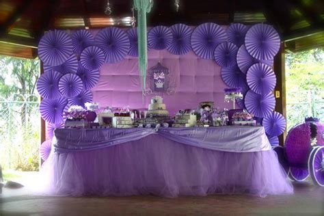 Aquí van nuestras propuestas, de la mano de la conocida empresa kafeeine, unos modelos ideales para una habitación de cuento. Kara's Party Ideas Purple Princess + Sofia The First ...