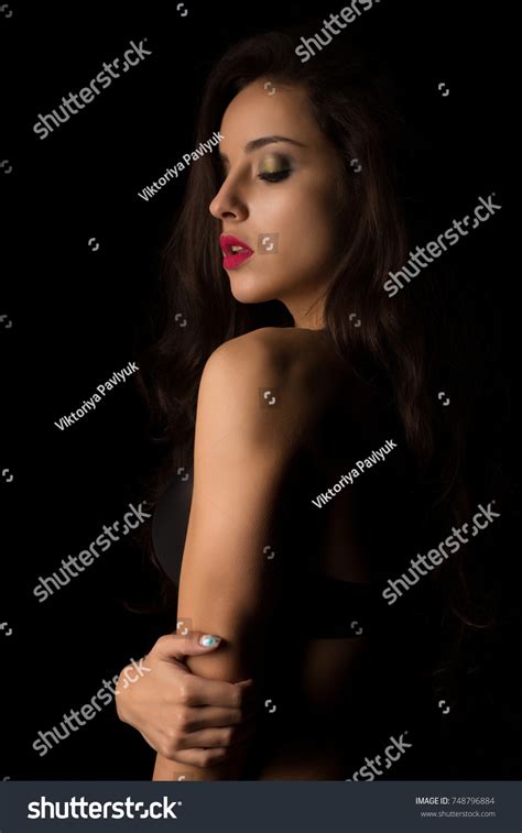 Sexy Woman Bright Makeup Long Hair Stock Photo 748796884 Shutterstock