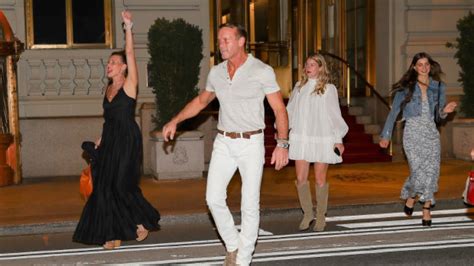 Faith Hill And Tim Mcgraw Celebrate Daughter Maggies 24th Birthday In
