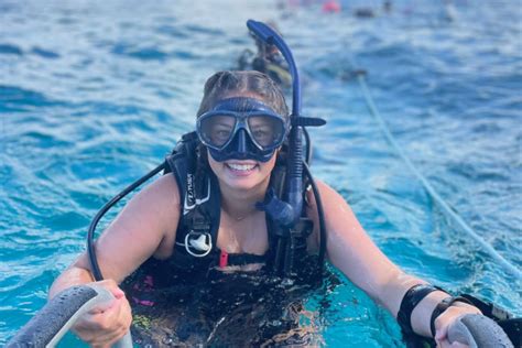 Scuba Diving In Florida Keys Watersports Hawks Cay Resort