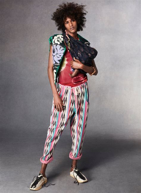 Afra asuman bakır adlı kullanıcının en iyi panoları. Father Figures (L'Uomo Vogue)
