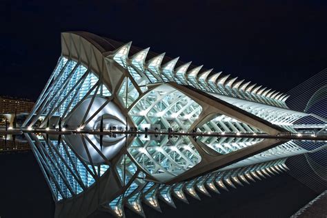 Design By Santiago Calatrava With Images Organic Architecture