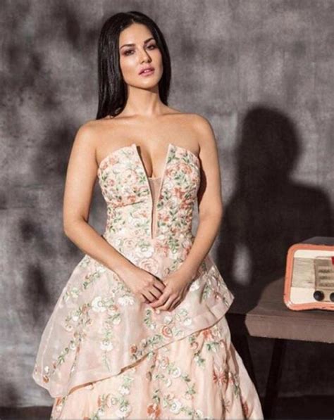 Heres Why Sunny Leone Refused A Role In Game Of Thrones