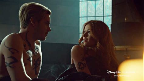 clary and jace clace hunger [ 3x14] [shadowhunters] youtube