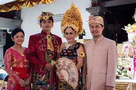 Indonesian Traditional Dress Clothing And National Costume