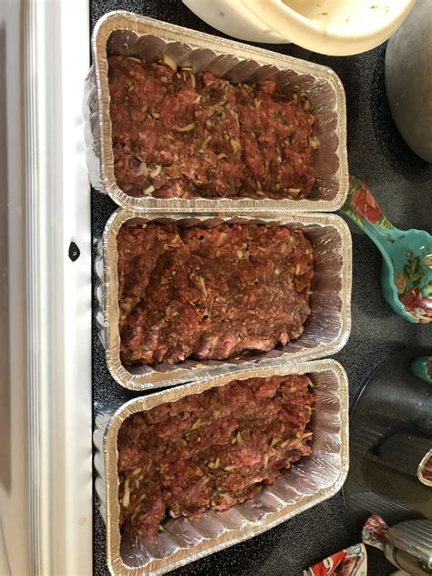 Assuming you don't want it medium rare or less. How Long To Cook A 2 Lb Meatloaf At 375 / Simple Turkey Meatloaf Recipe Martha Stewart ...