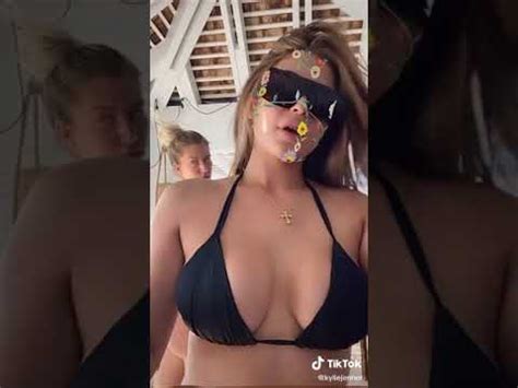 Kylie Jenner Hot Nip Slip Instagram Video Youtube