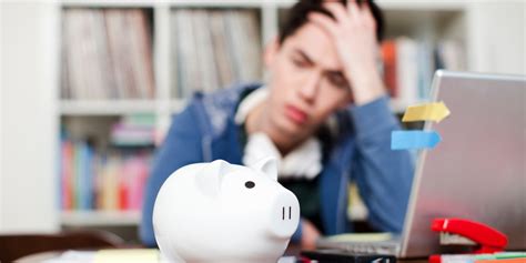 7 Ways To Save Money While At College Lifehack