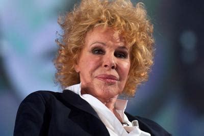 La musica è finitaornella vanoni • collection: Ornella Vanoni: "Ho perso un figlio da Gino Paoli"