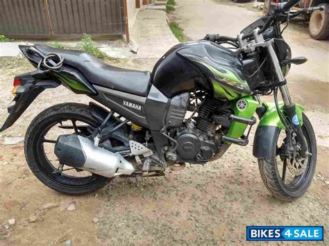 Generally the popular bike for any bike model is the colour of the model shown in advertisment. Used 2011 model Yamaha FZ-S for sale in Bangalore. ID ...