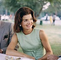 Femei celebre - Jackie Onassis Kennedy - Deștepți.ro