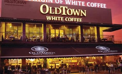 My parents would have this once in a while to remind the name of the product should be old town 3 in 1 white coffee instant mix, because the current name is a little misleading. مطعم اولد تاون وايت كوفي | المرسال