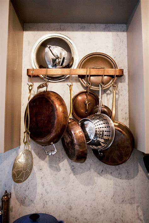 Hanging Pots And Pans Hanging Pots Country Kitchen Designs Michelle