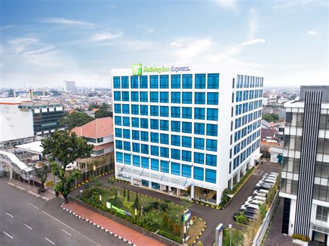 Please be advised that these changes will be in effect over the next several months. Holiday Inn Express Jakarta Matraman Menyambut Tamu ...