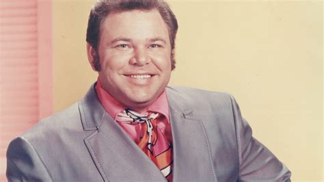 Roy Clark Obituary Hee Haw Host Was 85 Tv Guide
