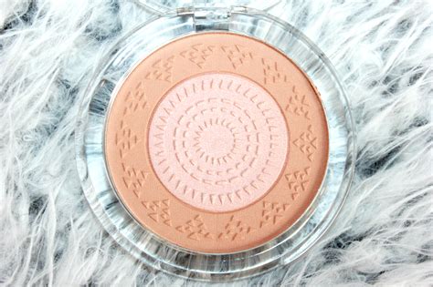 Buy essence matte face bronzers and get the best deals at the lowest prices on ebay! New Essence Luminous Matt Bronzing Powder | Review | Eline ...