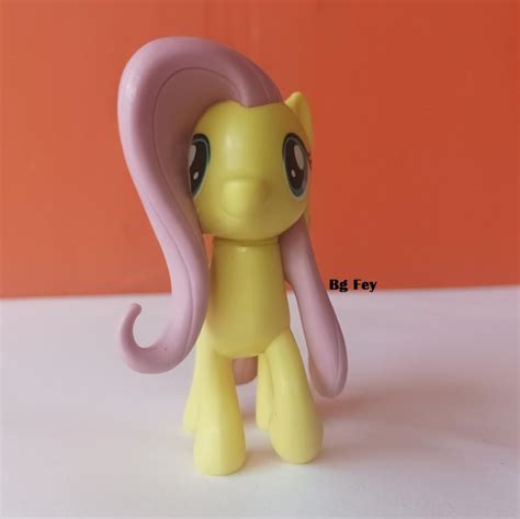 Hasbro 2017 My Little Pony Pvc Static Figure Fluttershy Toys