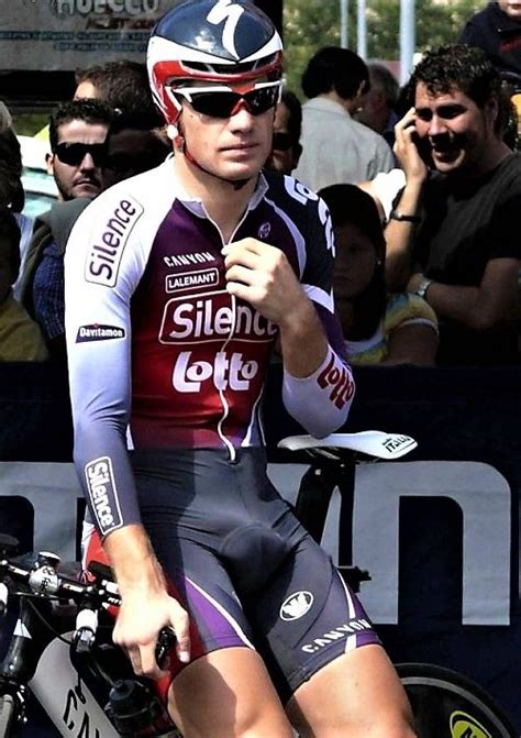 Pin By 문환 On Ciclismo In 2021 Lycra Men Cycling Outfit Cycling Attire