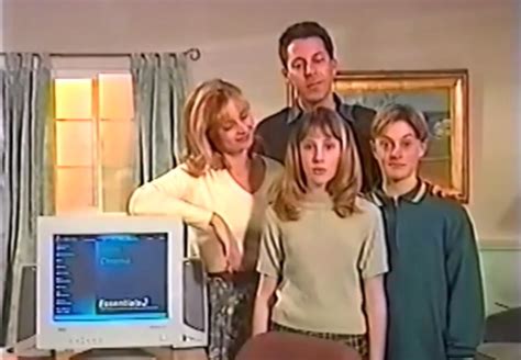 The Kids Guide To The Internet 1997 — A Station Wagon On The